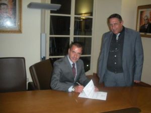 Attoni quando, con La Destra, è diventato assessore nella giunta Bruschini. Nella foto insieme a Maurizio Brugiatelli